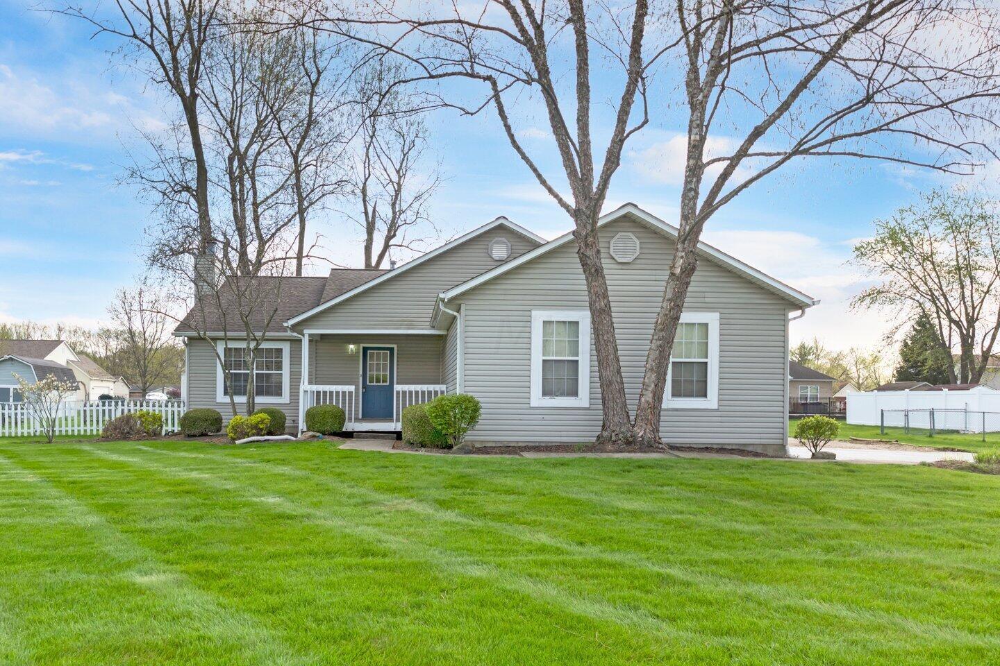 6979 Taylor Road Southwest Reynoldsburg, OH 43068 - Photo 1 of 53 052-6979TaylorRoadSouthwest-Reynoldsburg