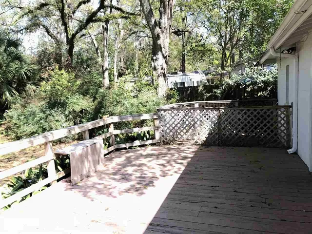 $1,300 | 2404 Surrey Street, Tallahassee, FL 32304