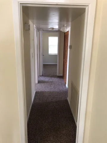 $1,300 | 2404 Surrey Street, Tallahassee, FL 32304