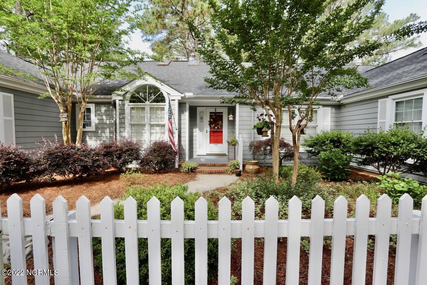 2701 Wentworth Circle Pinehurst, NC 28374 - Photo 4 of 30 16533169492542