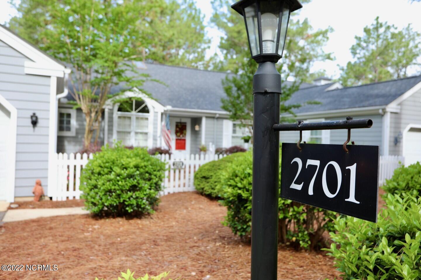 2701 Wentworth Circle Pinehurst, NC 28374 - Photo 5 of 30 16533169444017