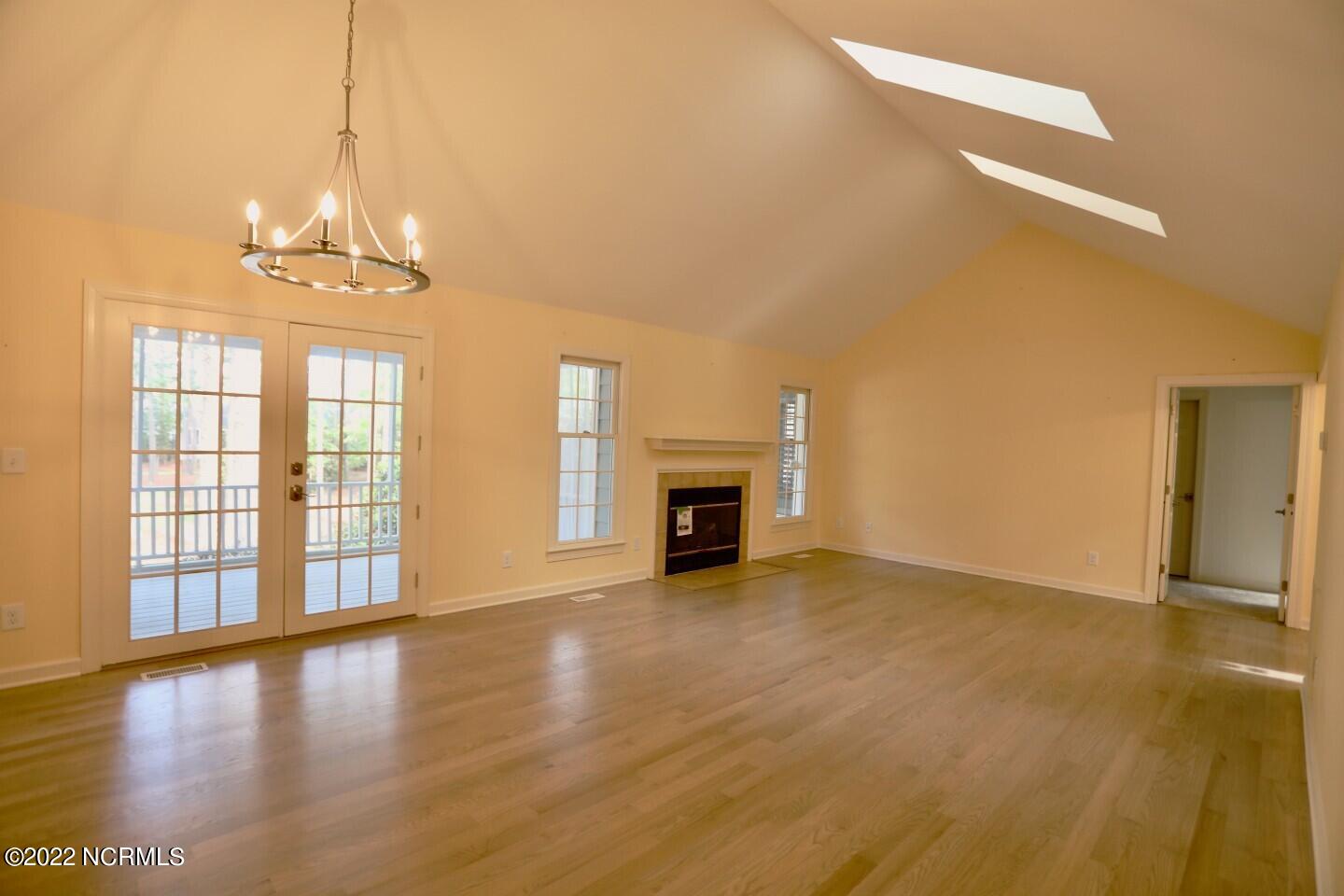 2701 Wentworth Circle Pinehurst, NC 28374 - Photo 8 of 30 16543496396906