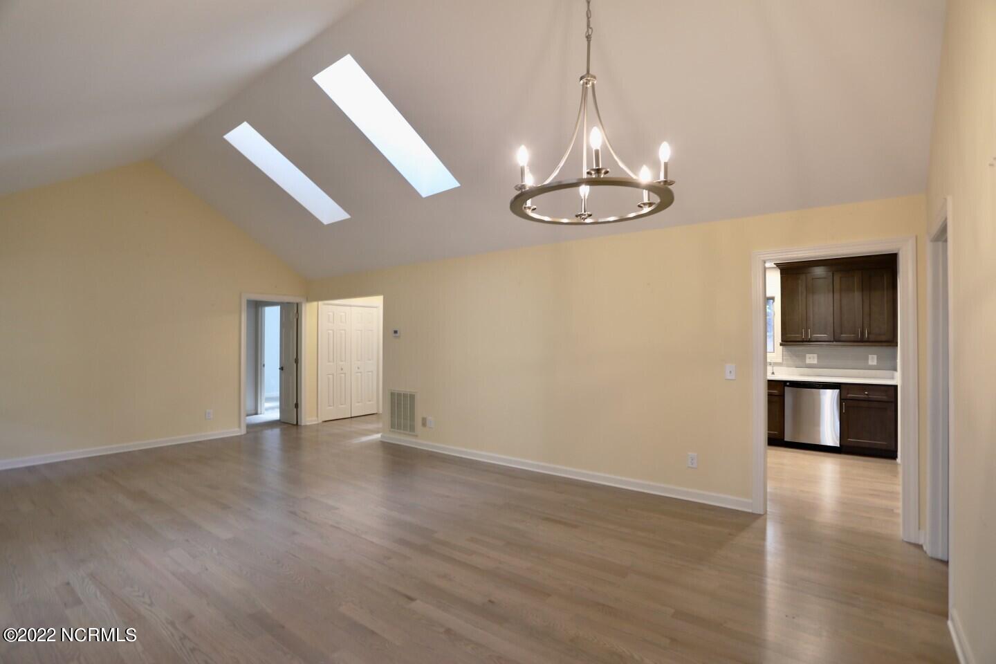 2701 Wentworth Circle Pinehurst, NC 28374 - Photo 9 of 30 16543496606855