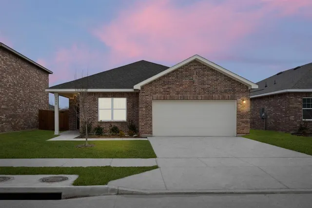 $299,990 | 8340 Sniptoe Drive, Fort Worth, TX 76179