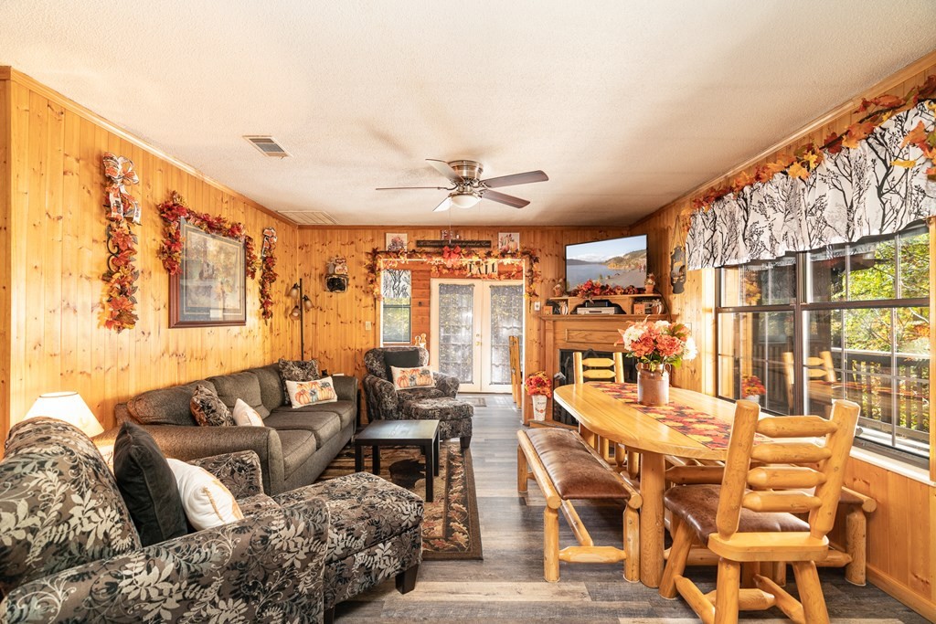 1630 Walt Price Road, Unit CUBSCORNER Pigeon Forge, TN 37876 - Photo 8 of 41 Gallery Image 8