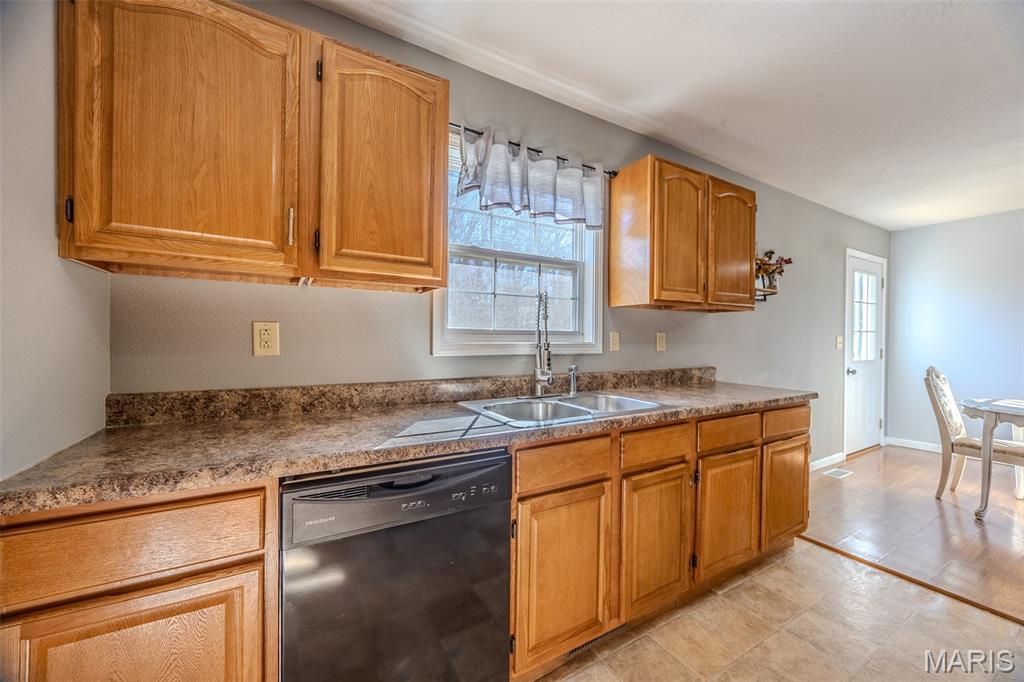 15316 Talent Lane St. Robert, MO 65584 - Photo 13 of 61