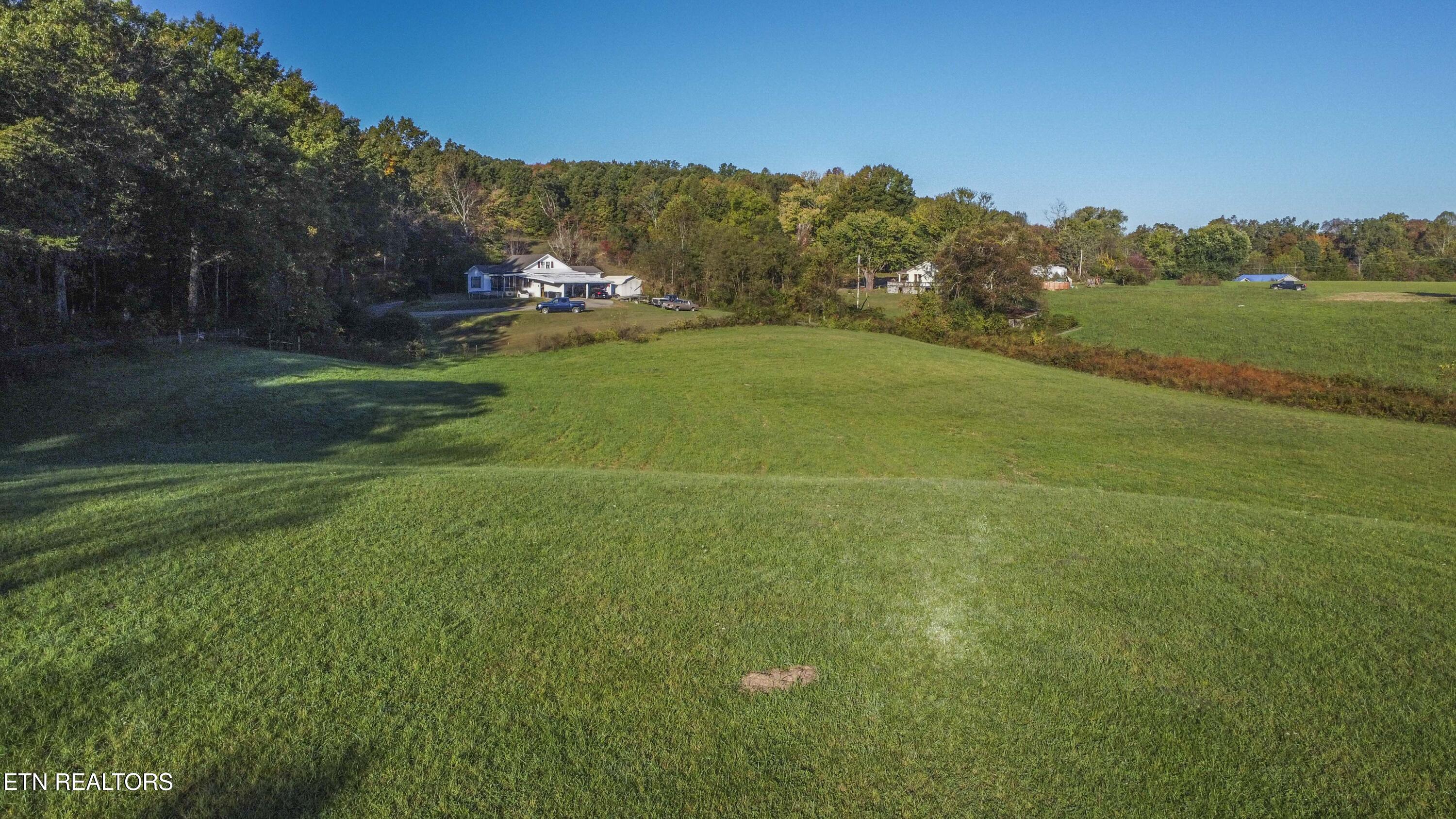 340 Cross Road Winfield, TN 37892 - Photo 13 of 14 Private Country Setting