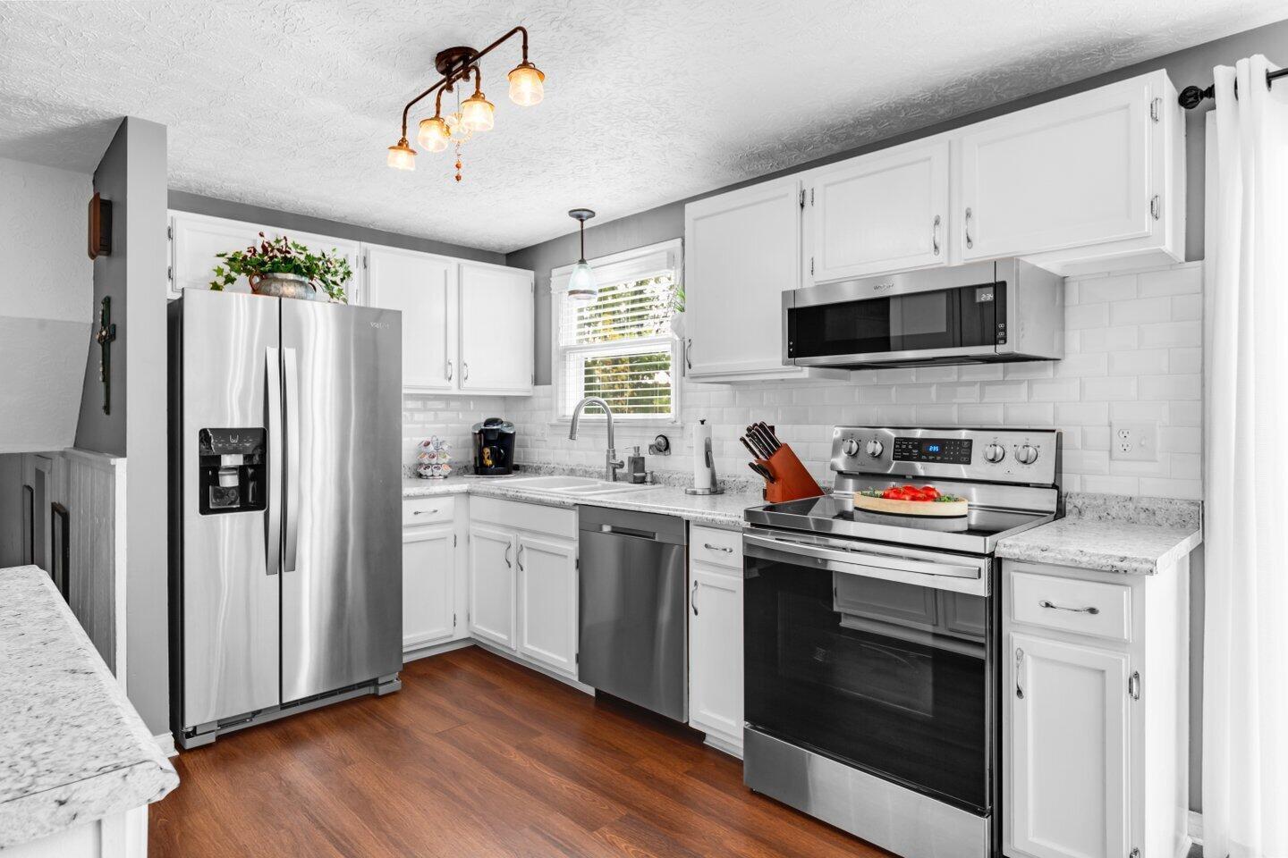 8695 Ripton Drive Powell, OH 43065 - Photo 14 of 39 031-8695RiptonDrive-Powell-OH-43065-SMAL