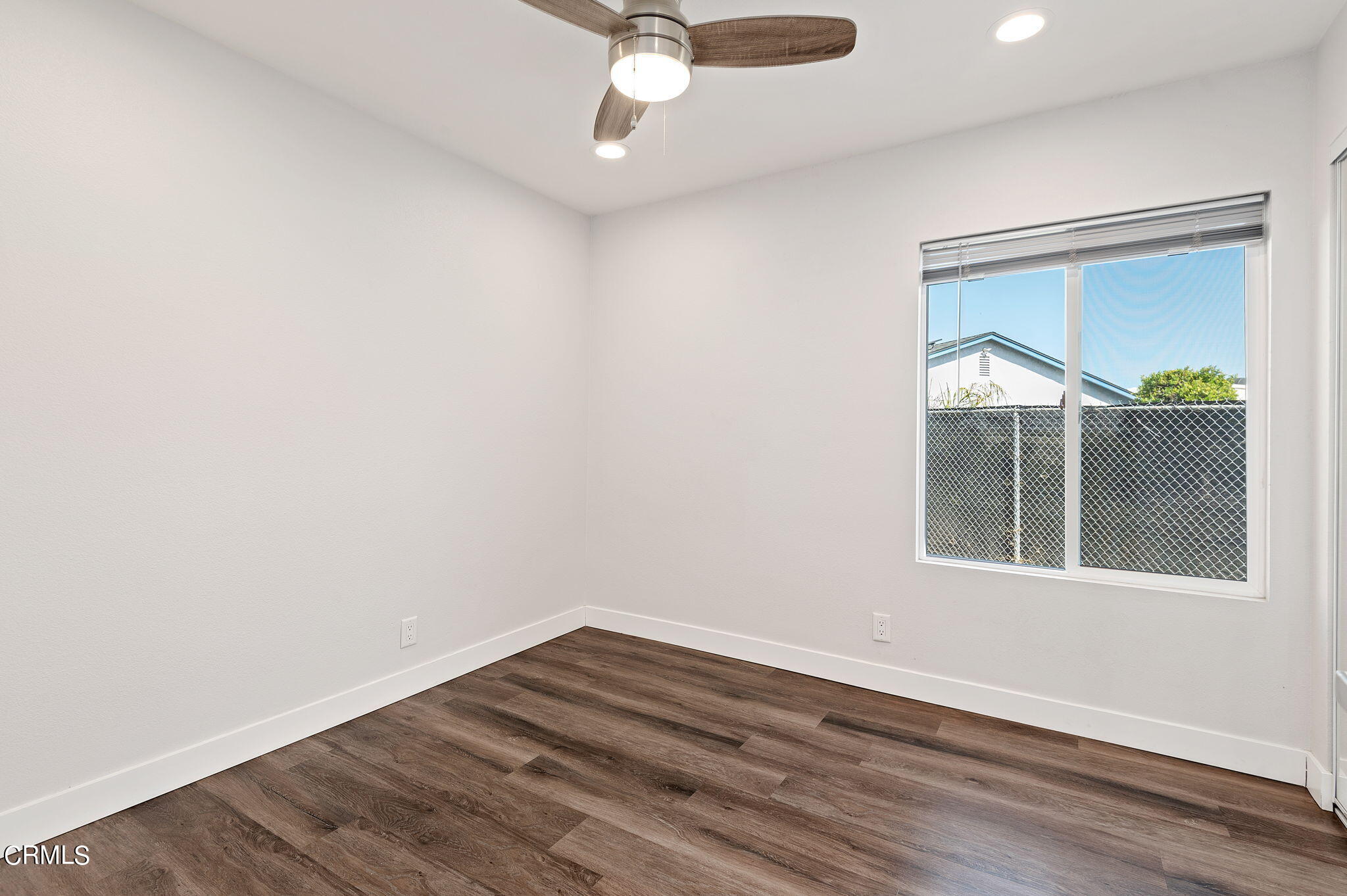 2364 Jardin Drive Oxnard, CA 93036 - Photo 13 of 20 16-web-or-mls-16 - Bedroom 2