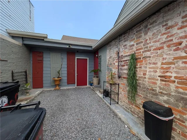 $1,375 | 4209 Magnolia Street, New Orleans, LA 70115