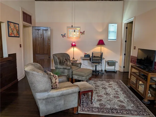 $1,375 | 4209 Magnolia Street, New Orleans, LA 70115
