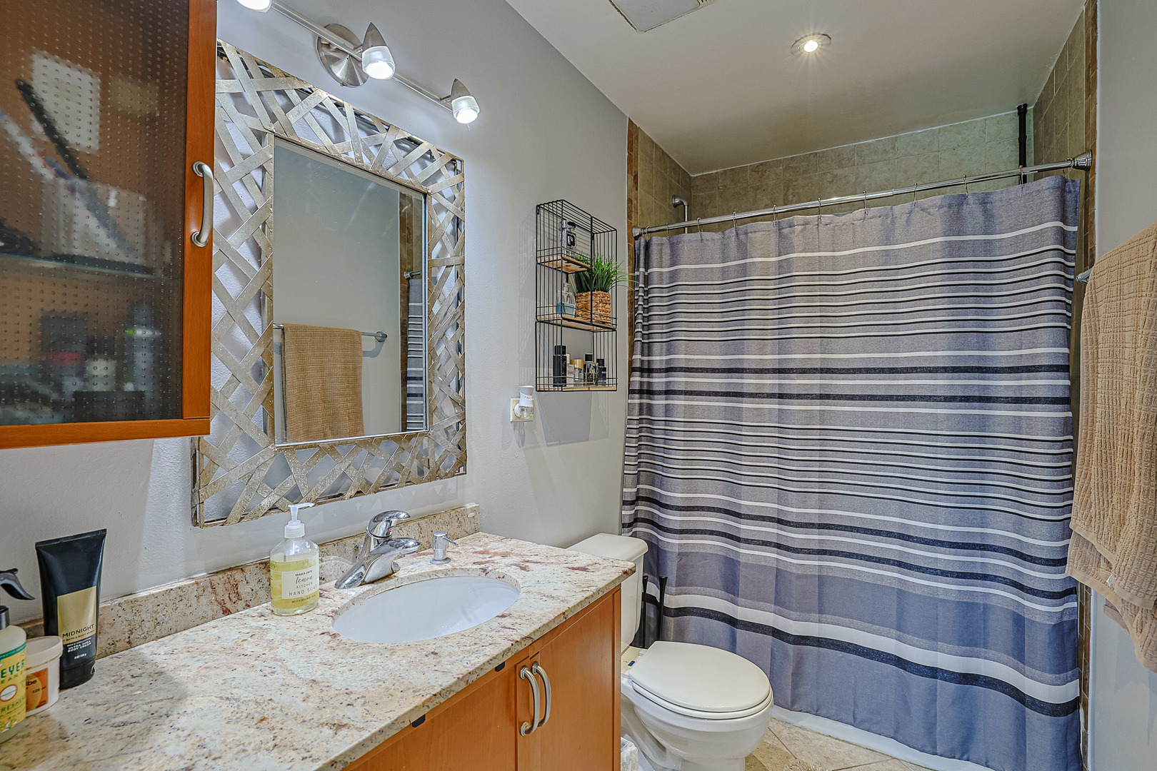 631 Derry Court, Unit 3C Schaumburg, IL 60193 - Photo 9 of 13