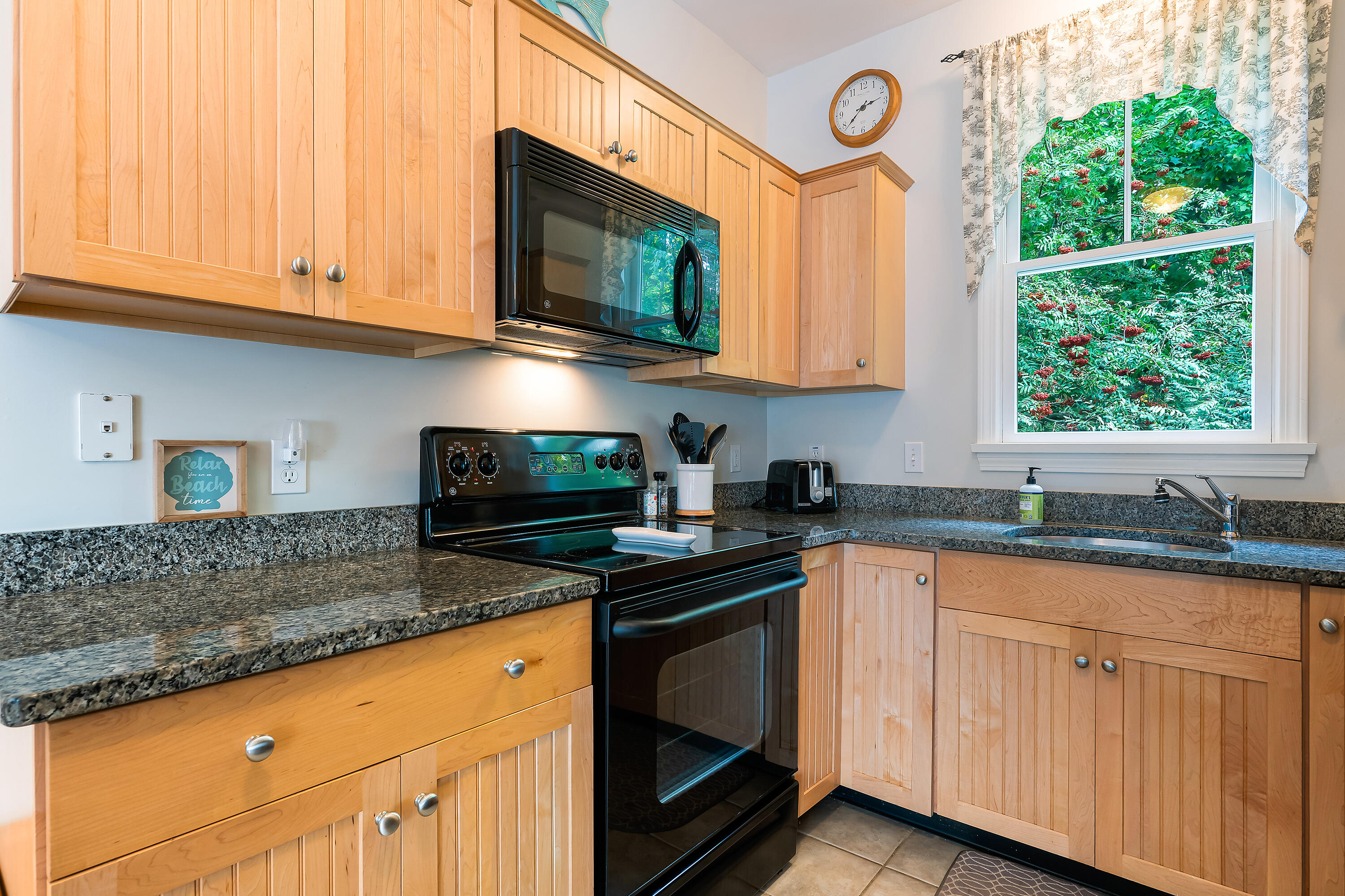 454 Post Road, Unit 130 Wells, ME 04090 - Photo 23 of 46 Upgraded Appliances