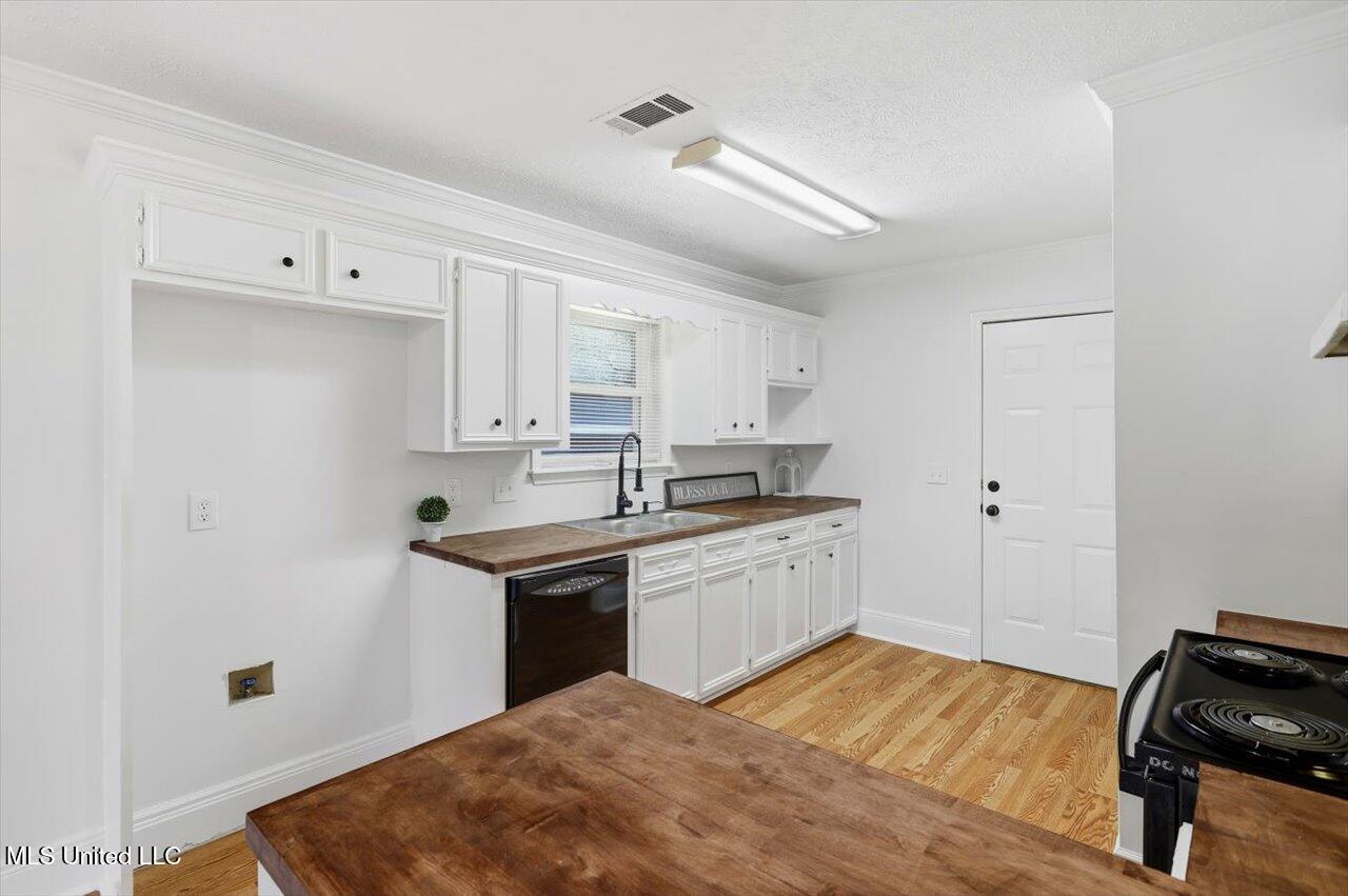 333 Sundance Circle Richland, MS 39218 - Photo 10 of 29 10-333 Sundance Cir _ Home Tours MS