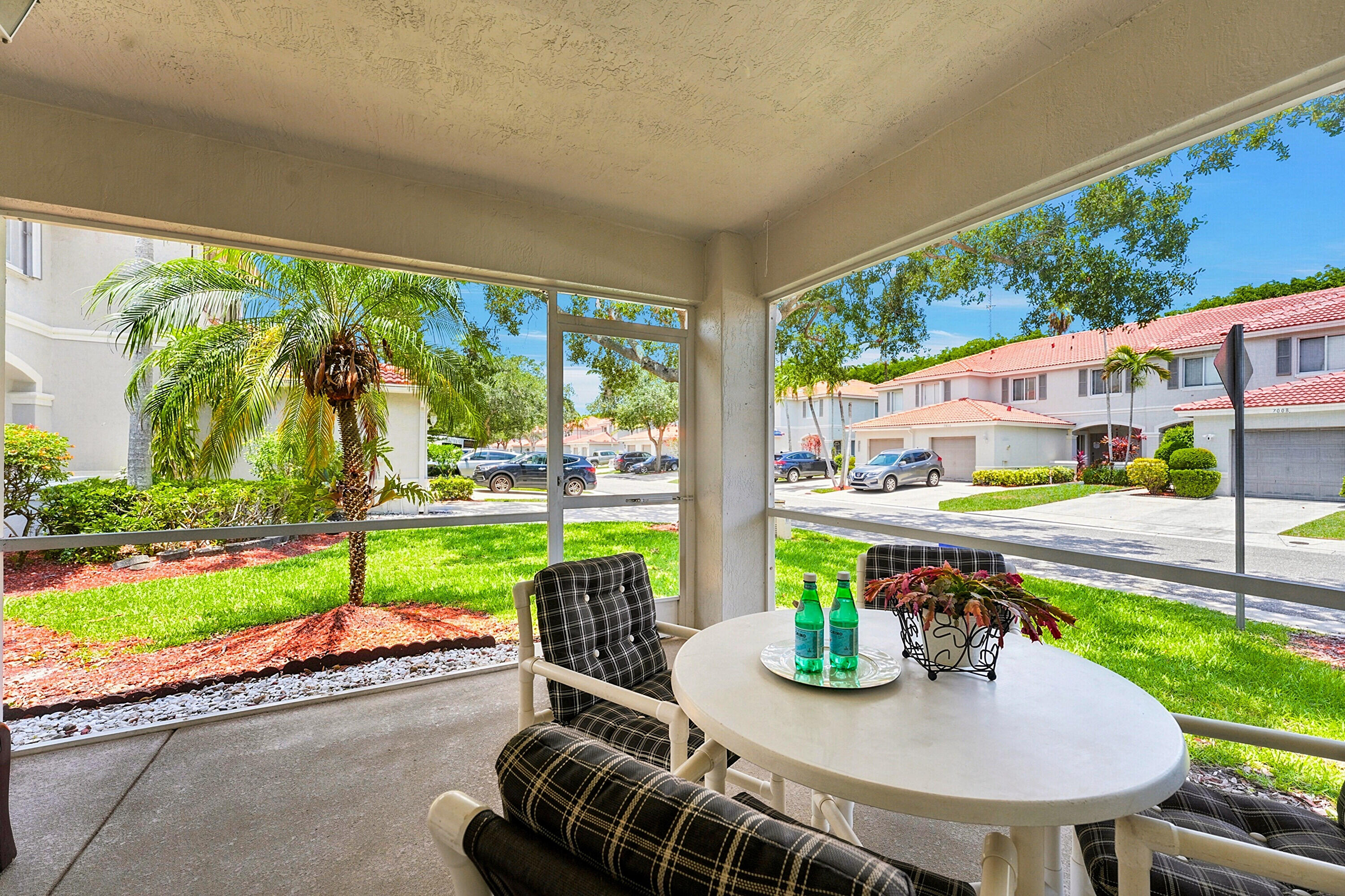 5511 Crossing Rocks Court Riviera Beach, FL 33407 - Photo 10 of 49 35Patio
