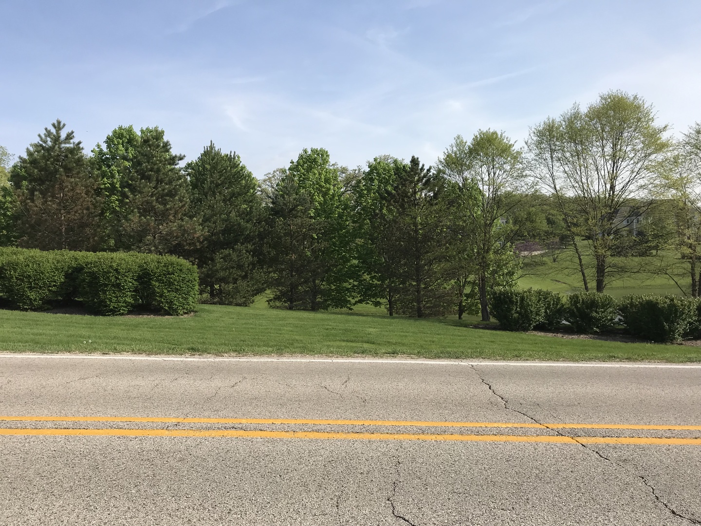 28577 West Fox River Road Cary, IL 60013 - Photo 7 of 12 a view of a yard