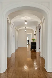 $1,000,000 | 3500 North Lake Shore Drive, Unit 3C, Chicago, IL 60657