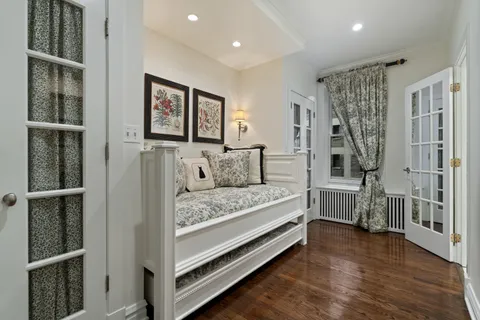 $1,000,000 | 3500 North Lake Shore Drive, Unit 3C, Chicago, IL 60657