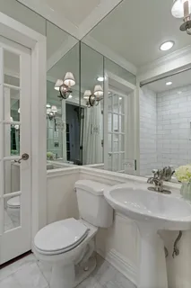 $1,000,000 | 3500 North Lake Shore Drive, Unit 3C, Chicago, IL 60657