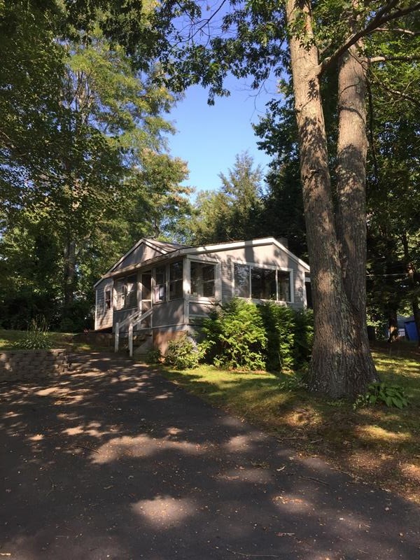 32 New Boston Road Kingston, NH 03848 - Photo 1 of 17