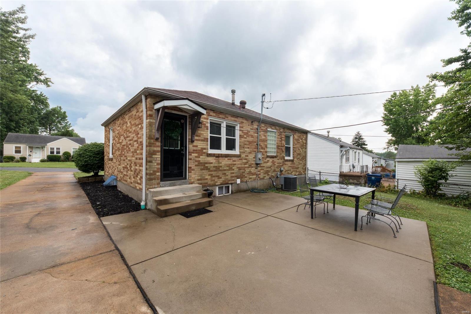 195 Derhake Road Florissant, MO 63031 - Photo 14 of 18 Gallery Image 14
