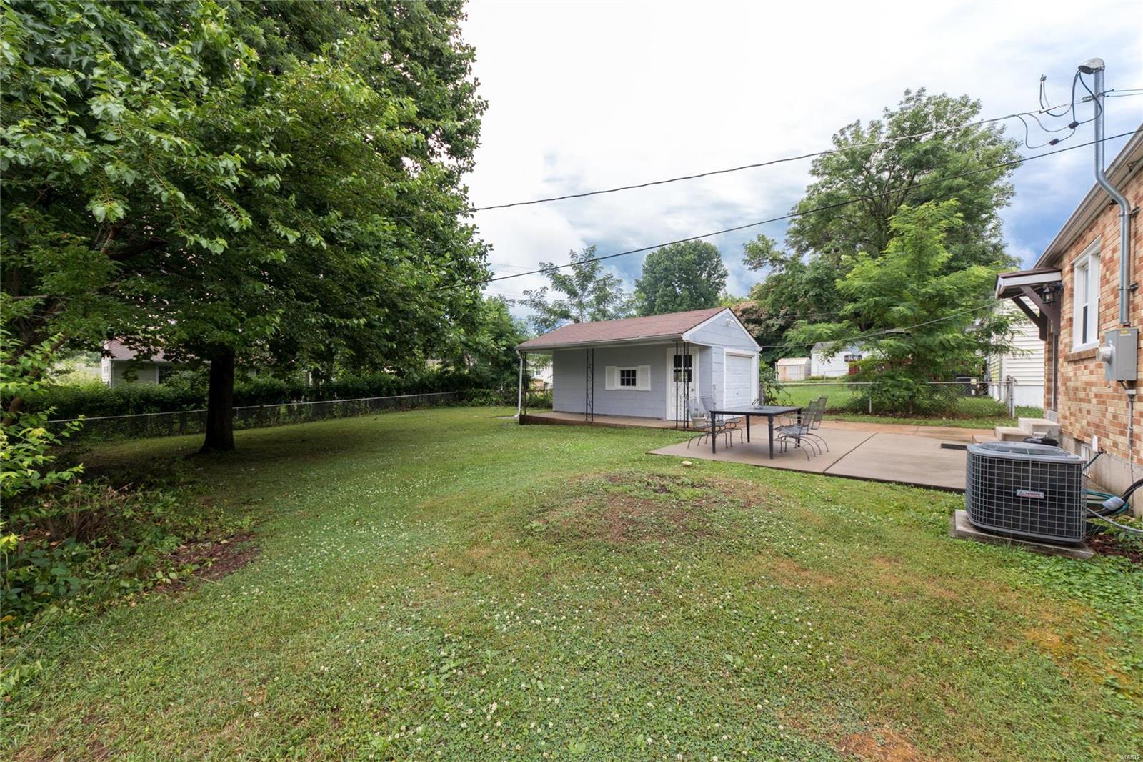 195 Derhake Road Florissant, MO 63031 - Photo 17 of 18 Gallery Image 17