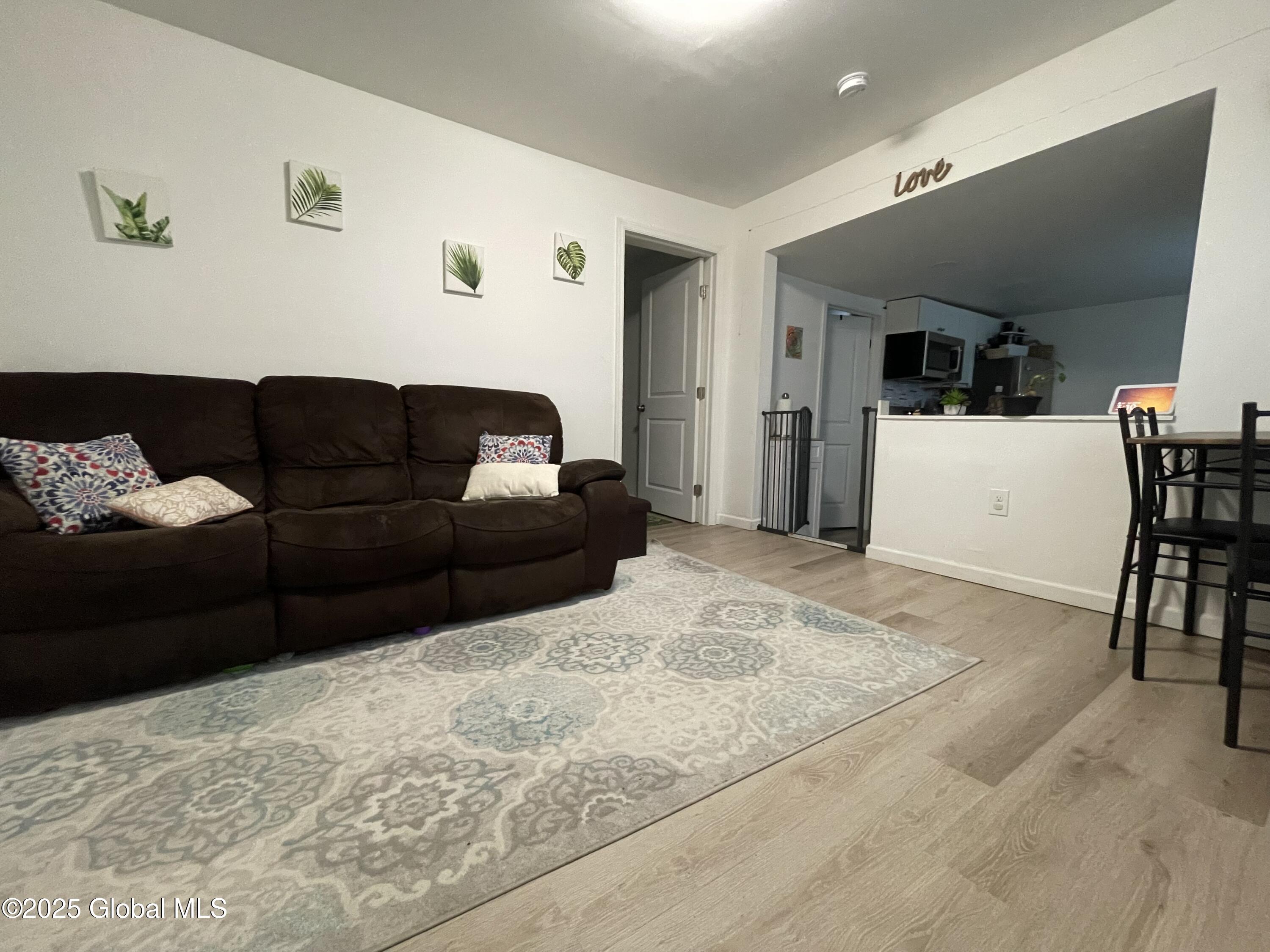 934 Broadway Rensselaer, NY 12144 - Photo 12 of 16 2nd Floor Living Room