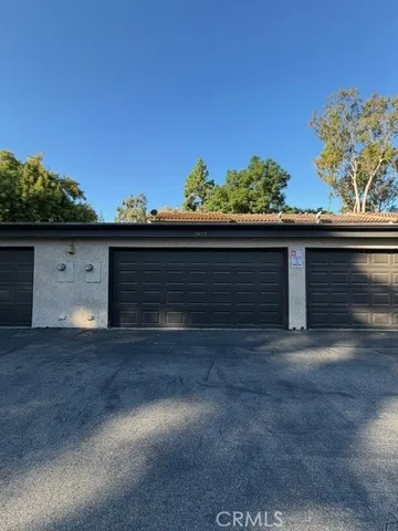 $2,600 | 2822 Monroe Street, Riverside, CA 92504