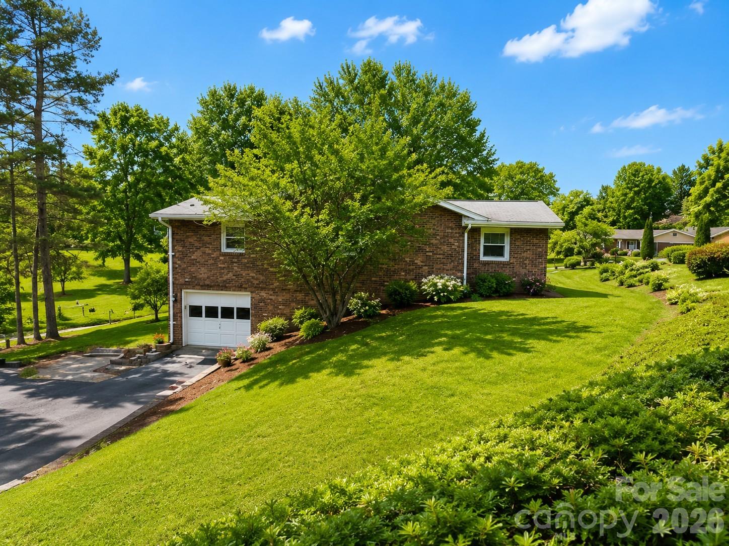 114 Falling Waters Road, Unit 2 Hendersonville, NC 28792 - Photo 2 of 22