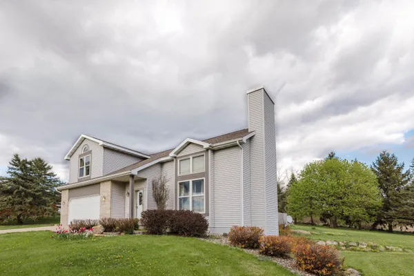 $449,900 | 3235 Lehner Road, Dodgeville, WI 53533