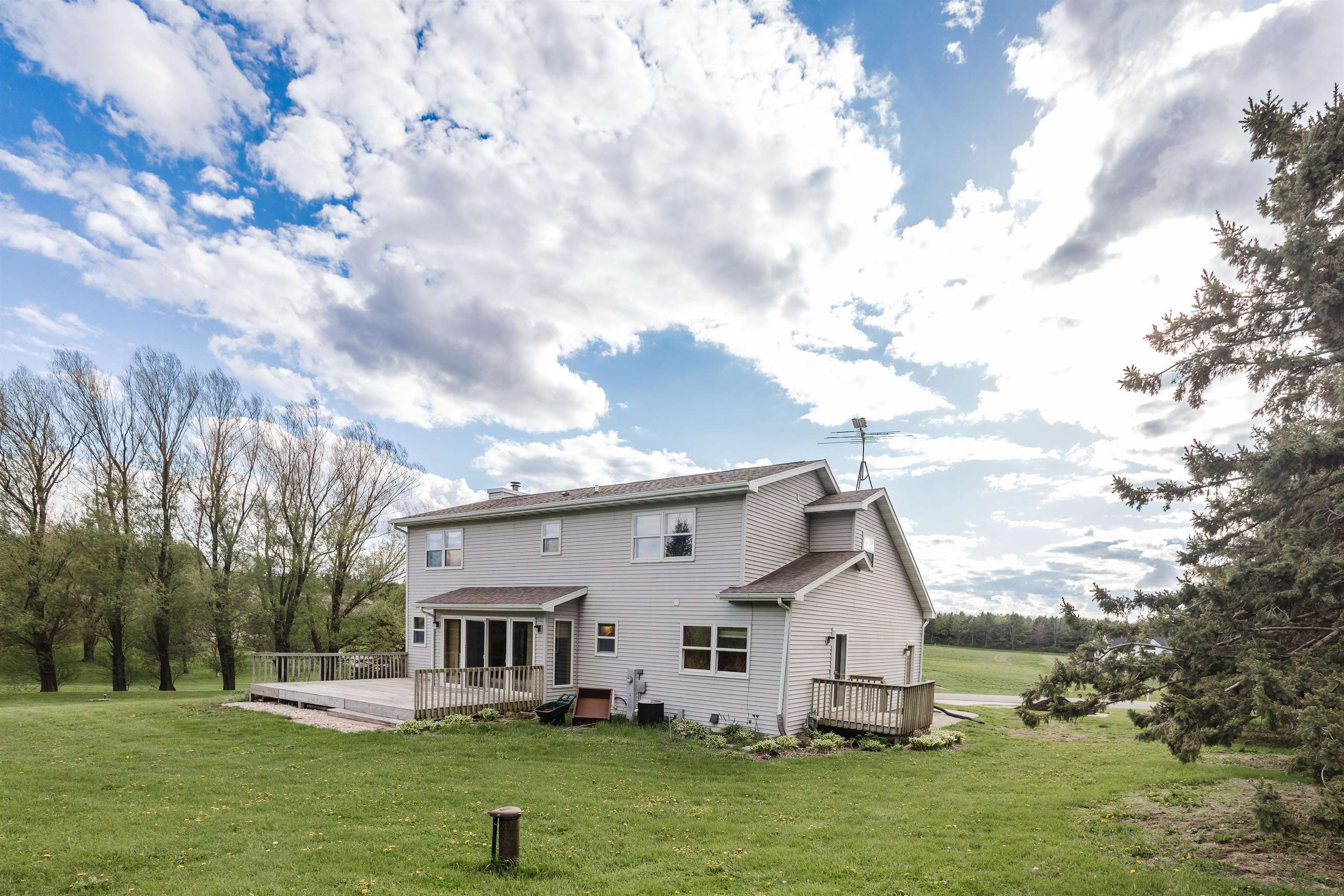 3235 Lehner Road Dodgeville, WI 53533 - Photo 40 of 41