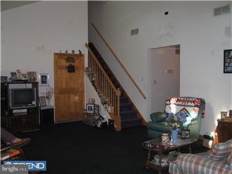 314 Chelsea Road Fairless Hills, PA 19030 - Photo 4 of 12 Living Room