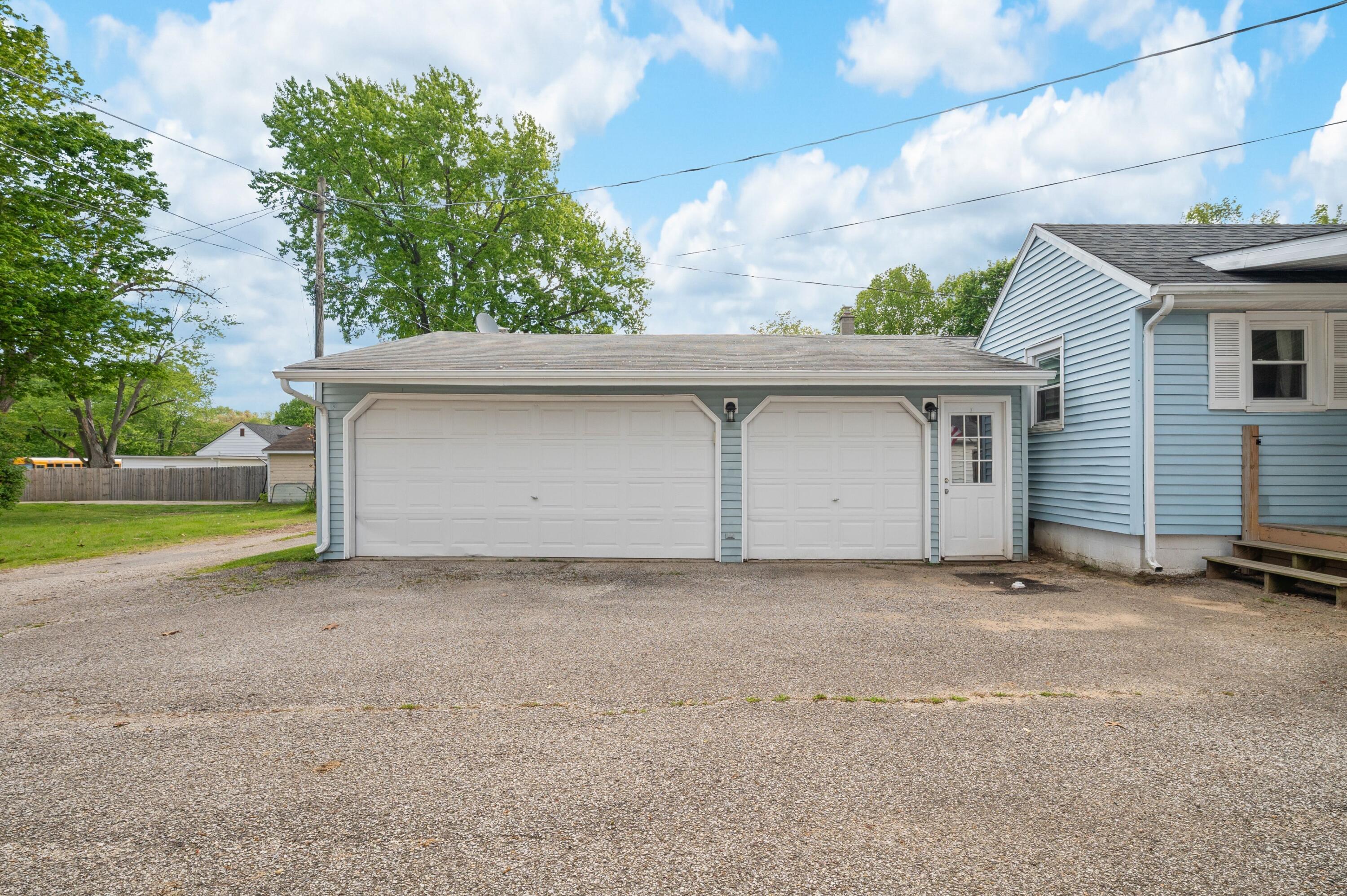 708 Roe Street Buchanan, MI 49107 - Photo 13 of 16 31DSC_8925