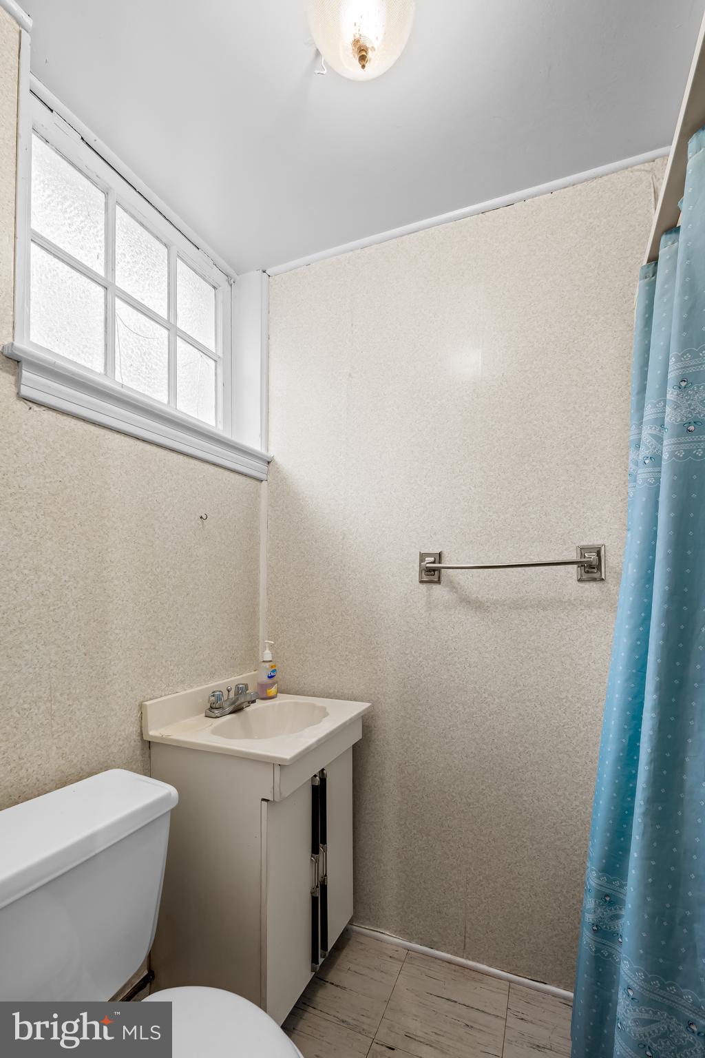 111 Dunkirk Road Baltimore, MD 21212 - Photo 21 of 27 Full bathroom in basement