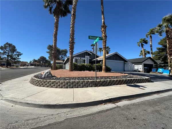 $2,640 | 3111 Blossom Glen Drive, Henderson, NV 89014