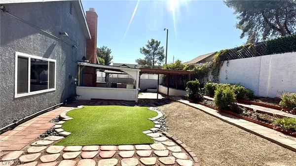 $2,640 | 3111 Blossom Glen Drive, Henderson, NV 89014