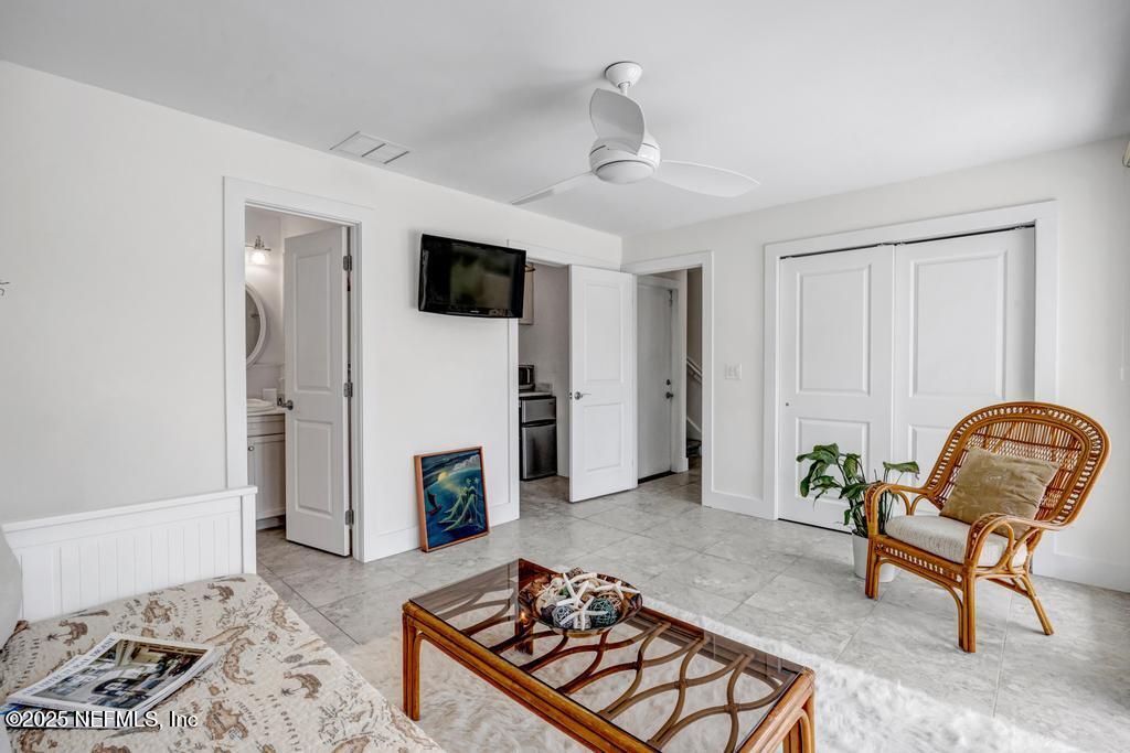 2325 Seminole Road Atlantic Beach, FL 32233 - Photo 35 of 60 2325 Seminole Rd-guest-studio-efficiency
