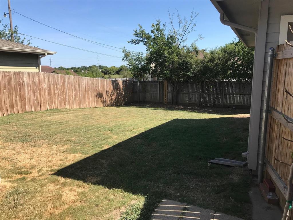 3016 Penniman Road Denton, TX 76209 - Photo 13 of 15 a view of a backyard