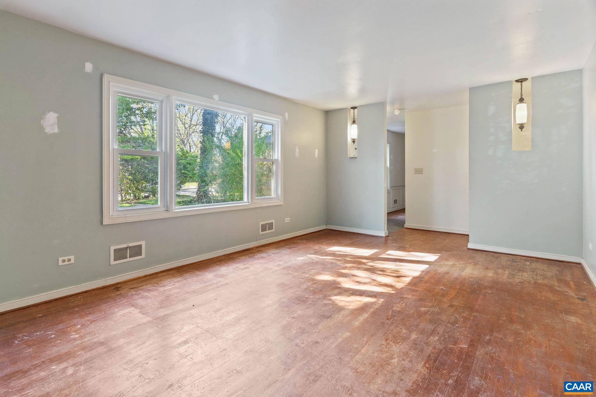 109 Elkhorn Road Charlottesville, VA 22903 - Photo 6 of 38