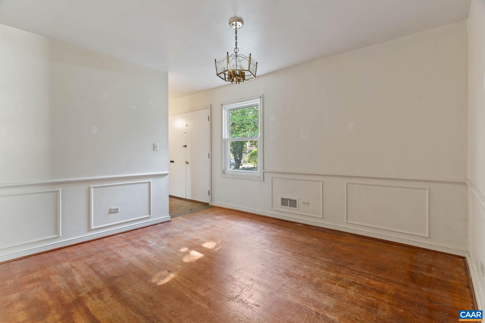 109 Elkhorn Road Charlottesville, VA 22903 - Photo 7 of 38
