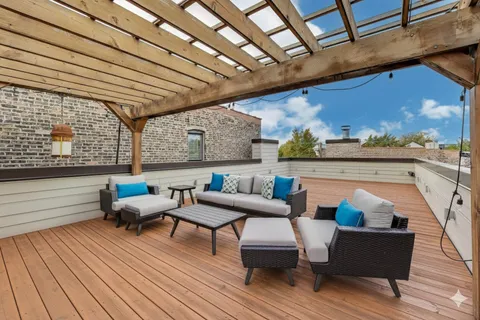 $1,774,500 | 1856 West Huron Street, Chicago, IL 60622