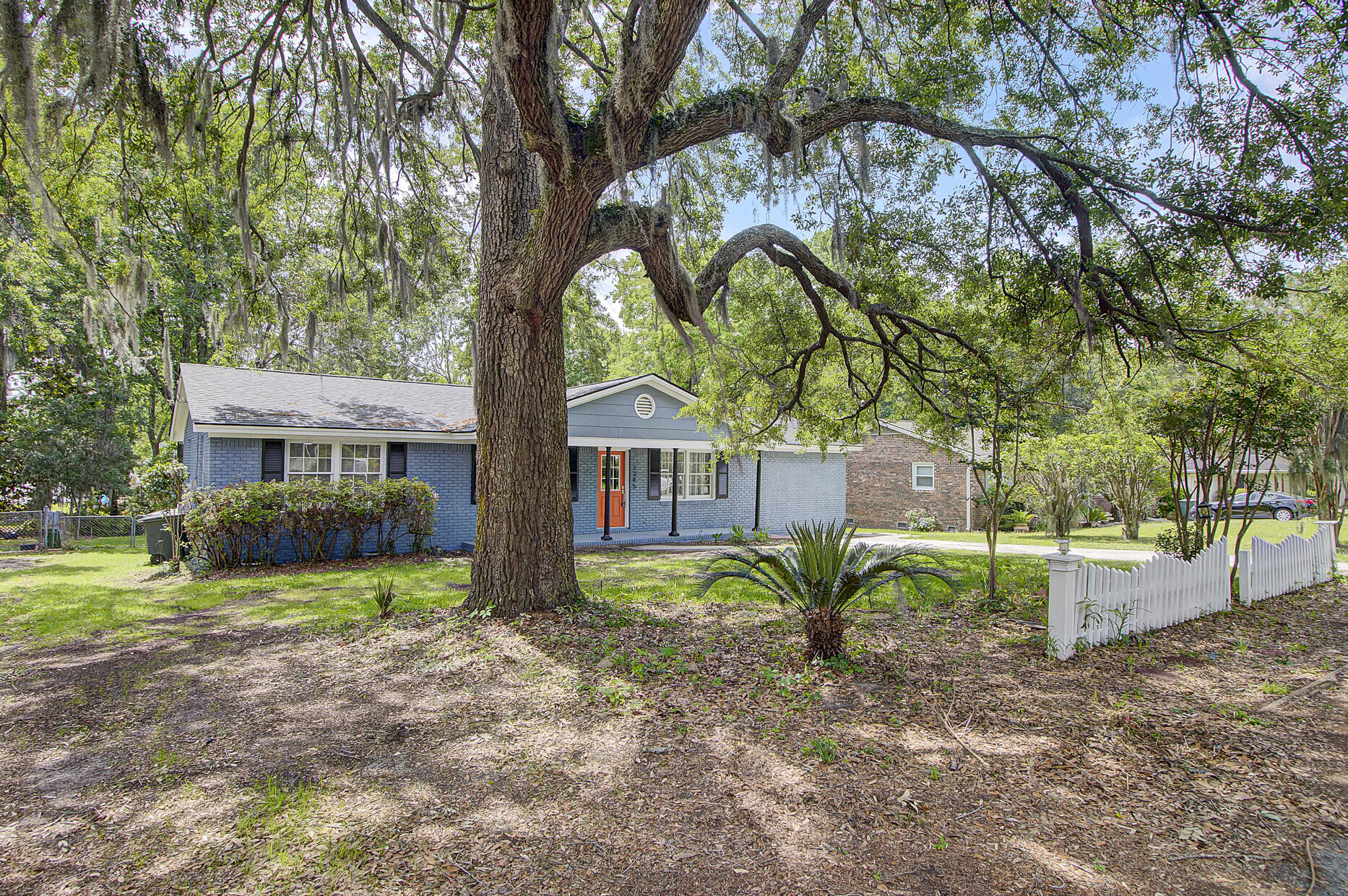 1245 Springhill Road Hanahan, SC 29410 - Photo 3 of 41 03_3_mls