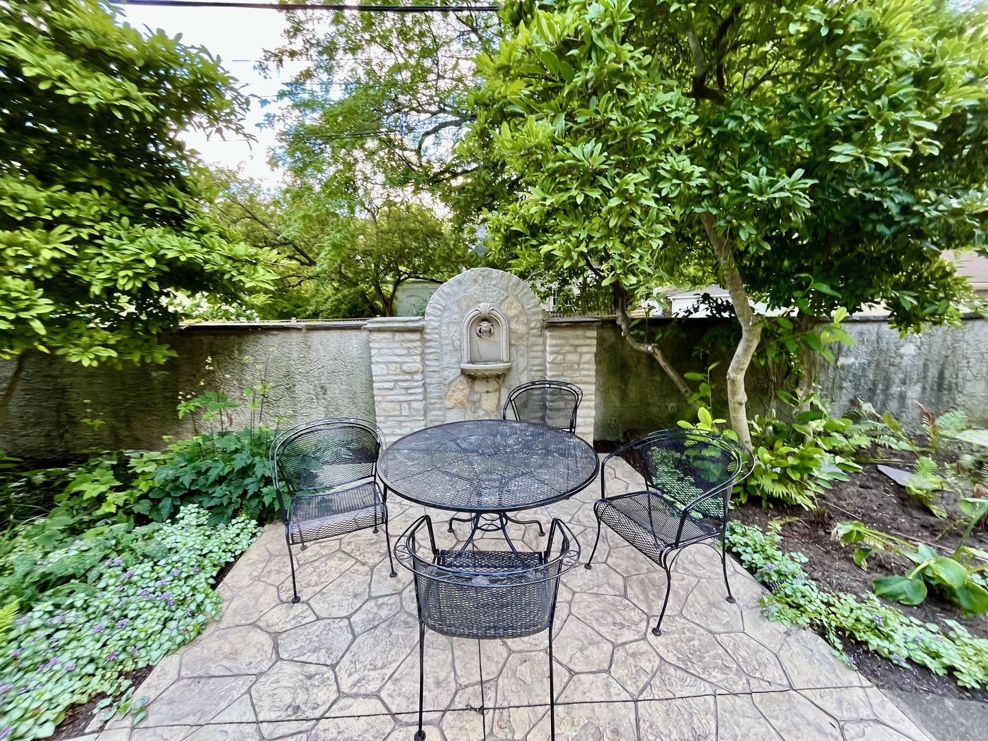 734 Noyes Street, Unit R1 Evanston, IL 60201 - Photo 18 of 20 Gallery Image 18