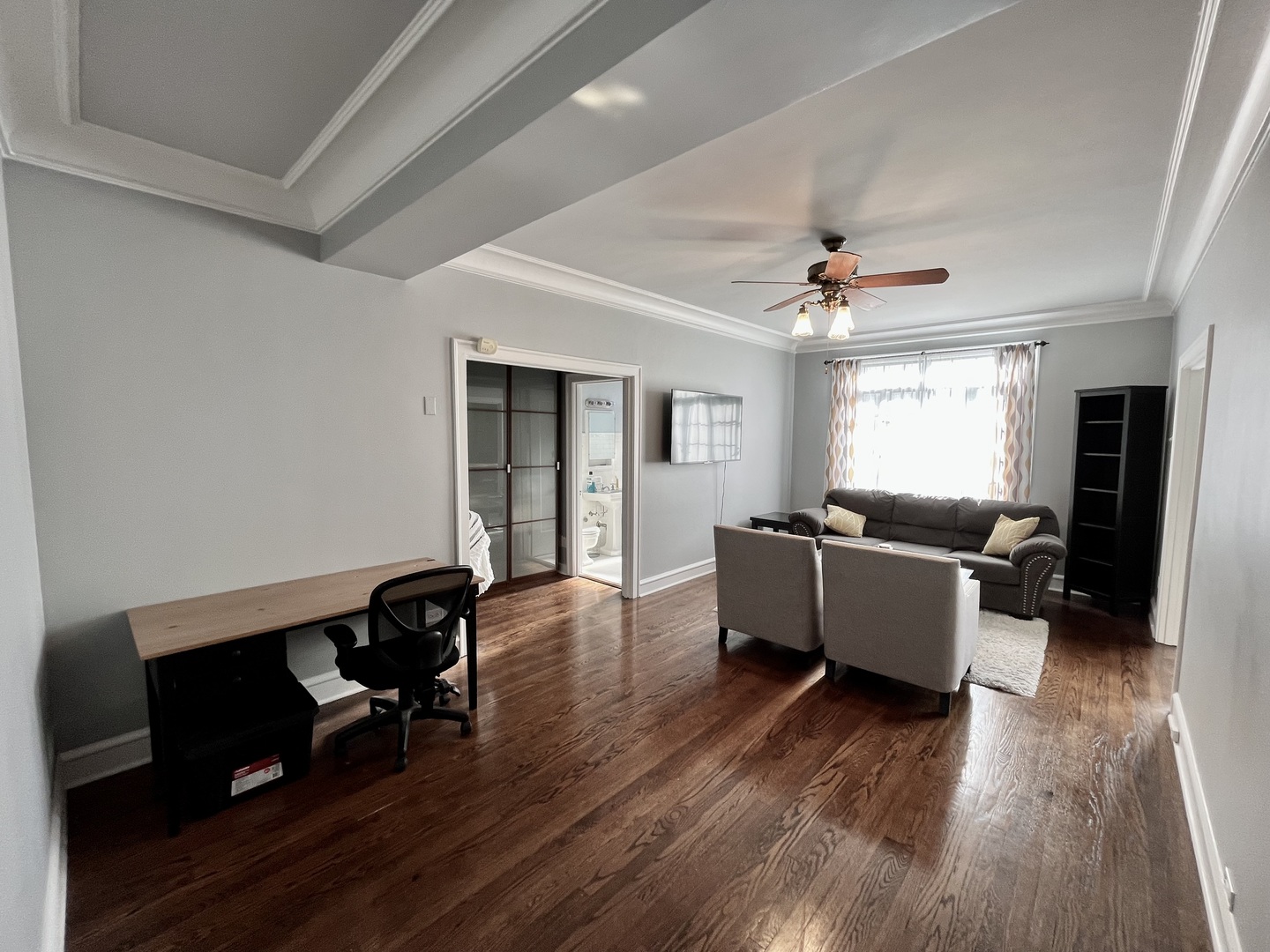 734 Noyes Street, Unit R1 Evanston, IL 60201 - Photo 7 of 20 Gallery Image 7
