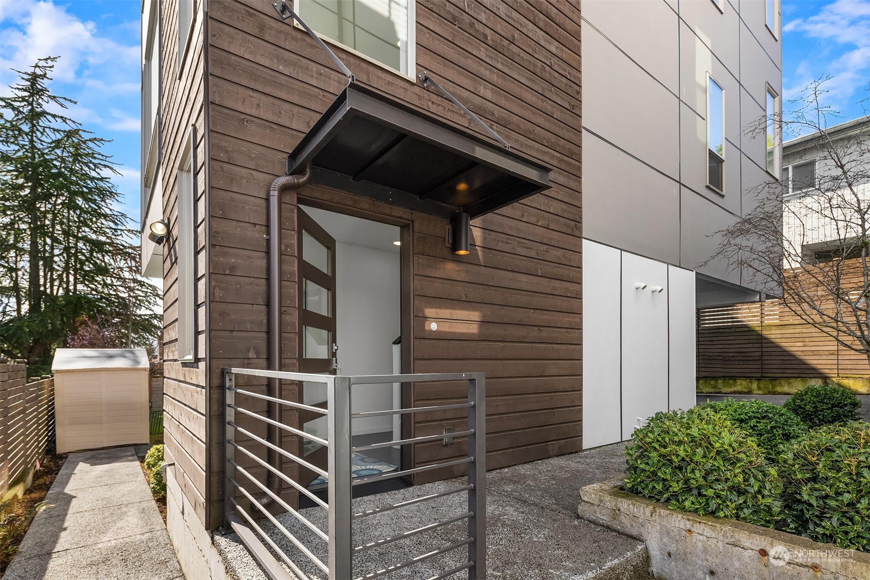 2307 West Raye Street Seattle, WA 98199 - Photo 33 of 38 a view of outdoor space and front view of a house