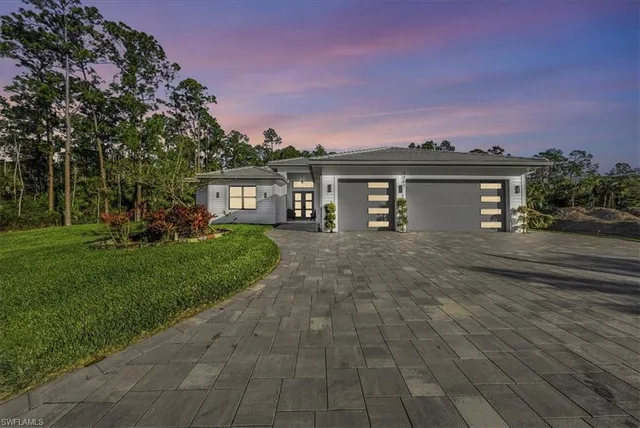 $4,900 | 3261 15th Avenue Southwest, Naples, FL 34117