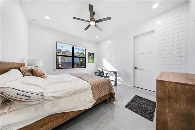 $4,900 | 3261 15th Avenue Southwest, Naples, FL 34117