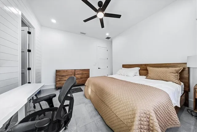 $4,900 | 3261 15th Avenue Southwest, Naples, FL 34117