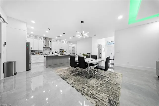 $4,900 | 3261 15th Avenue Southwest, Naples, FL 34117