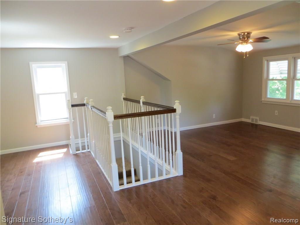 1761 Hampton Road Grosse Pointe, MI 48236 - Photo 26 of 43 IMG_1617.JPG